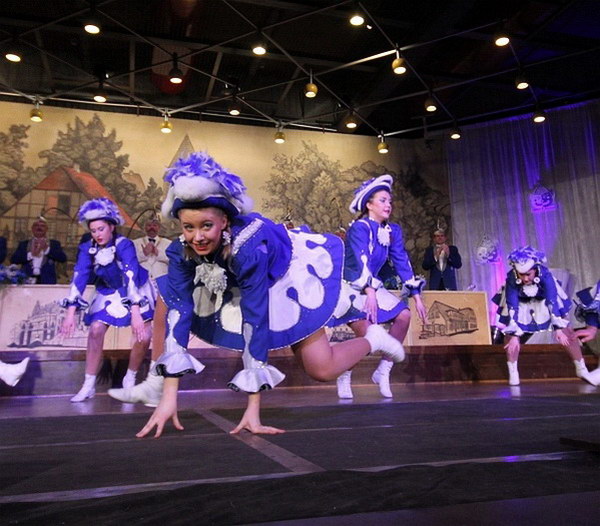 Blau-Weiss2014   123.jpg